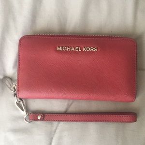MK Wallet / Wristlet